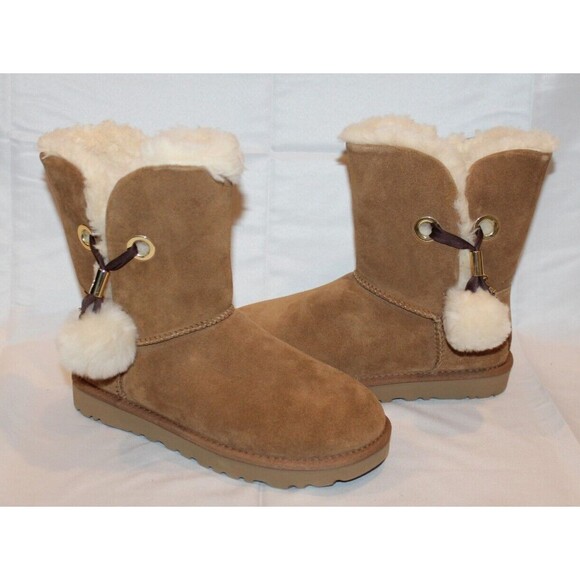 UGG IRINA STAR CHARM CHESTNUT TOSCANA POM POM BOOTS NIB - Picture 1 of 8